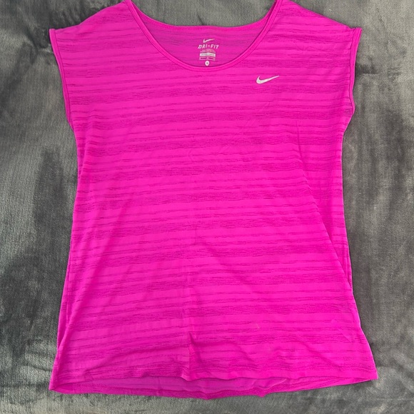 Nike Dri-Fit Top - Picture 1 of 4